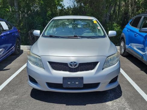 Used 2009 Toyota Corolla LE FWD image 2