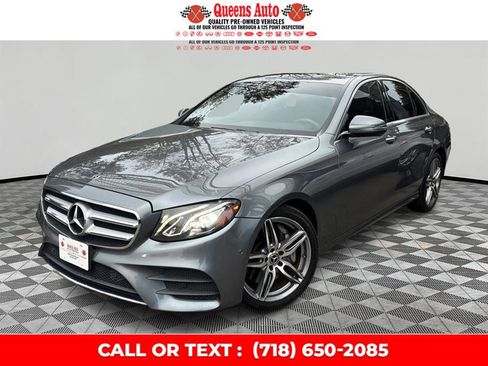 Used 2017 Mercedes-Benz E 300 4MATIC image 3