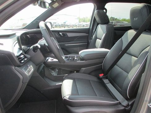 New 2025 Buick Enclave Sport Touring w/ Power Package image 14