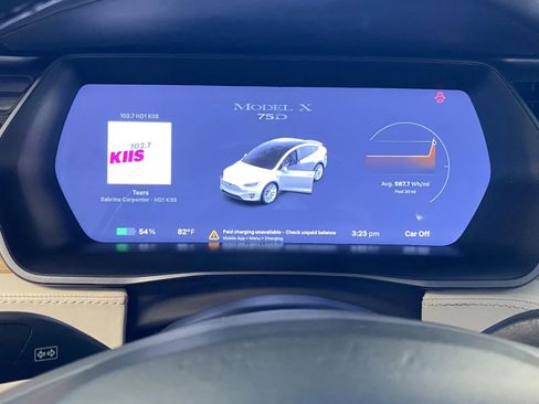 Used 2018 Tesla Model X 75D image 12