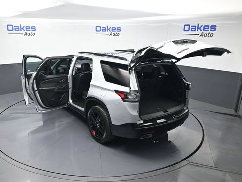 Used 2021 Chevrolet Traverse Premier w/ Redline Edition FWD image 61