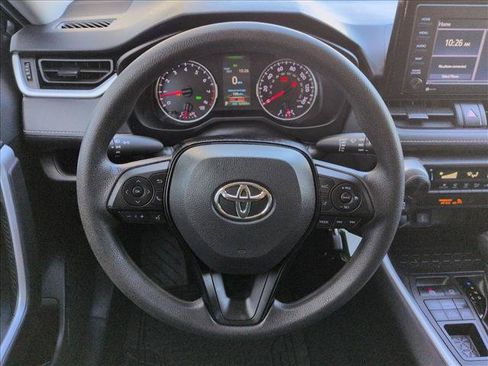 Used 2021 Toyota RAV4 LE AWD/4WD image 14