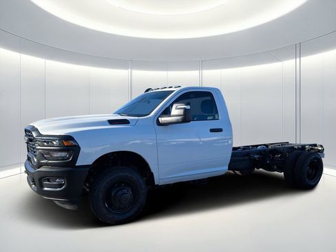 New 2026 RAM 3500 Tradesman image 6