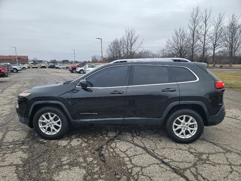 Used 2015 Jeep Cherokee Latitude w/ Comfort/Convenience Group image 5
