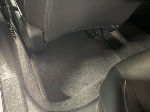 Used 2023 Honda Civic Sport image 12