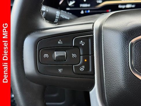 Used 2023 GMC Yukon XL Denali AWD/4WD image 21