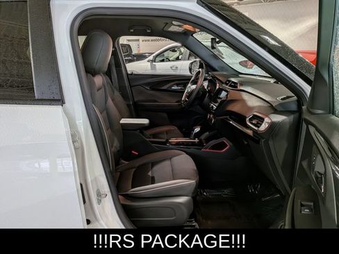 Used 2023 Chevrolet TrailBlazer RS w/ Convenience Package FWD image 22
