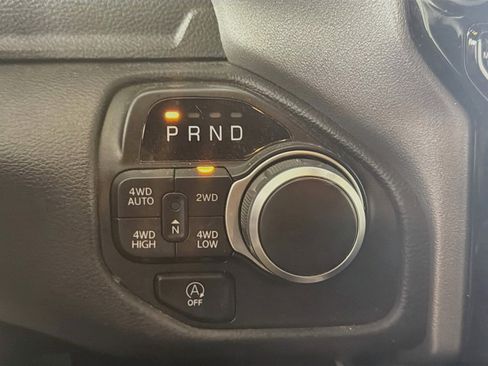 Used 2023 RAM 1500 Big Horn AWD/4WD image 25