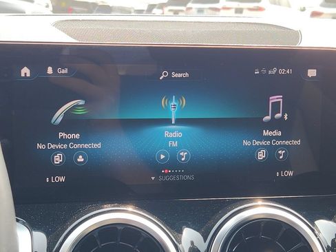 Used 2023 Mercedes-Benz GLB 250 4MATIC image 25