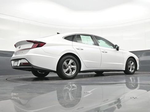 Used 2022 Hyundai Sonata SE w/ Preferred Accessory Package FWD image 28