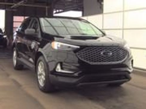 Used 2024 Ford Edge SEL w/ Convenience Package AWD/4WD image 4