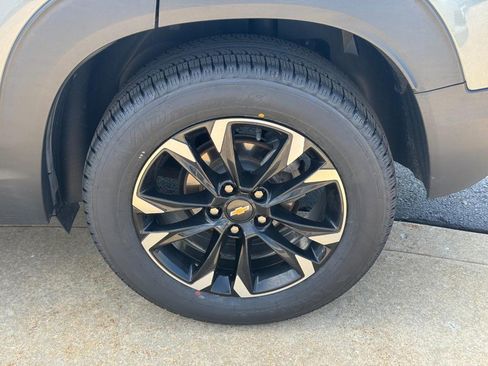 Used 2021 Chevrolet TrailBlazer LT w/ Convenience Package FWD image 7