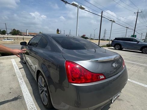 Used 2015 INFINITI Q60 Sport RWD image 13
