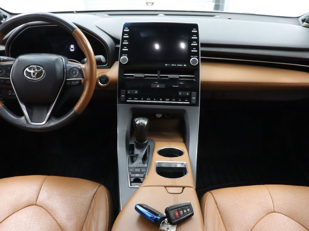Used 2019 Toyota Avalon Limited w/ Advanced Safety Package FWD image 18