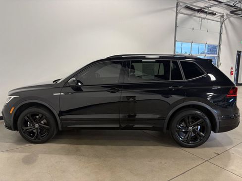 Used 2024 Volkswagen Tiguan SE R-Line w/ MDO Package, Two-Row AWD/4WD image 6