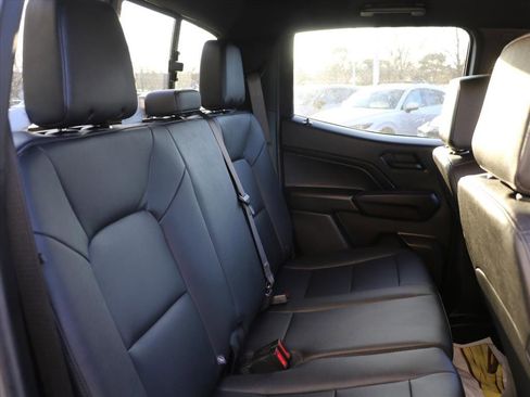 Used 2024 Chevrolet Colorado Trail Boss w/ Advanced Trailering Package image 9