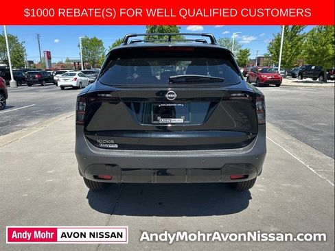 New 2026 Nissan Kicks SV FWD image 8