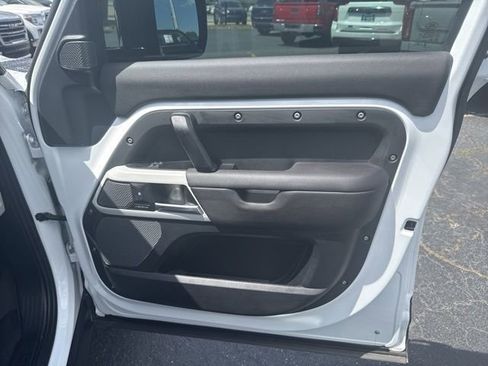 Used 2024 Land Rover Defender 110 S AWD/4WD image 43