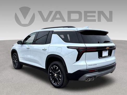 New 2026 Chevrolet Traverse LT w/ Sun and Wheel Package FWD image 27