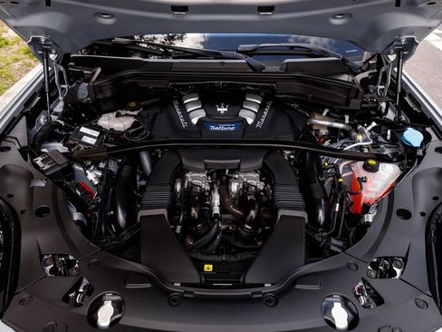 New 2026 Maserati Grecale Trofeo AWD/4WD image 9