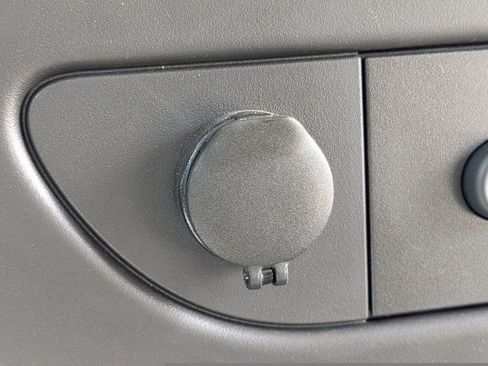 New 2025 Chevrolet Express 4500 Extended w/ Power Convenience Package image 21