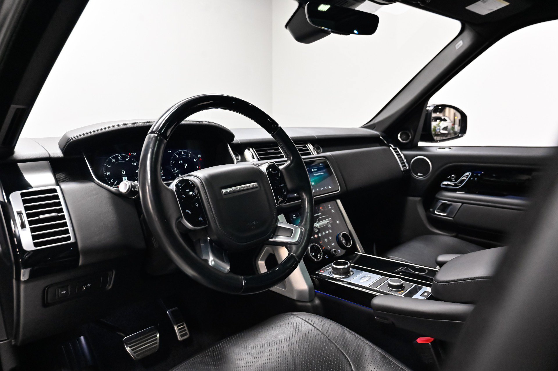 Used 2022 Land Rover Range Rover P525 Westminster Edition AWD/4WD image 8