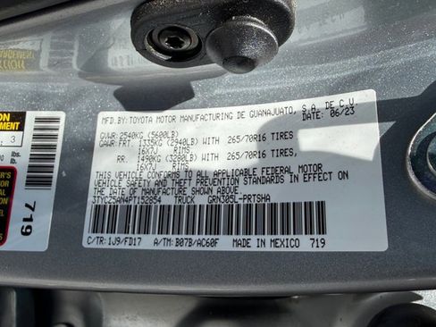 Used 2023 Toyota Tacoma TRD Off-Road AWD/4WD image 34