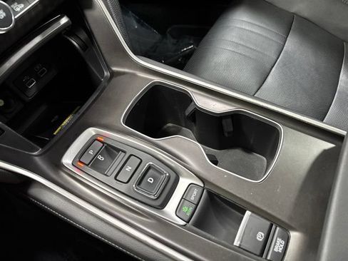 Used 2021 Honda Accord Touring image 23