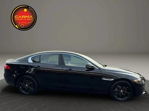 Used 2018 Jaguar XE Premium RWD image 62