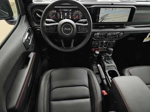 New 2026 Jeep Gladiator Rubicon AWD/4WD image 9
