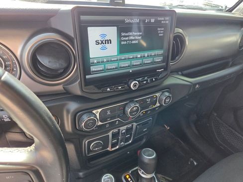 Used 2020 Jeep Wrangler Unlimited Sport S AWD/4WD image 24