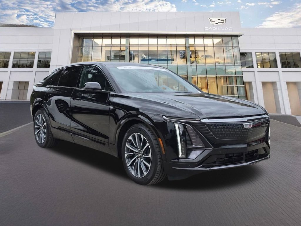 Certified 2024 Cadillac Lyriq Sport AWD/4WD image 3