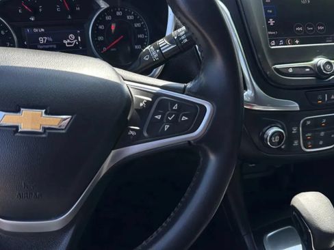 Used 2022 Chevrolet Equinox LT FWD image 24