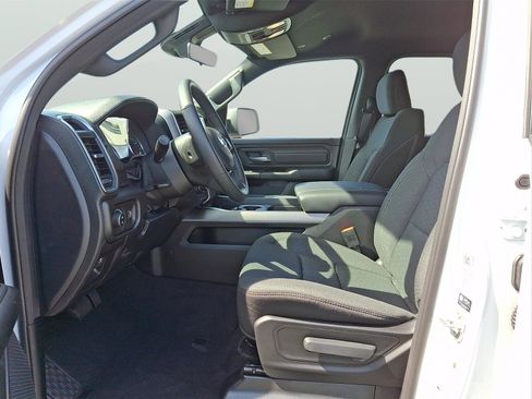 New 2026 RAM 1500 Express AWD/4WD image 8