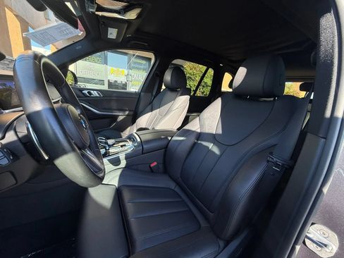 Used 2019 BMW X5 xDrive40i w/ Premium Package 2 AWD/4WD image 11
