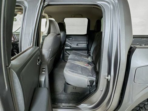 Used 2022 Nissan Frontier SV AWD/4WD image 20