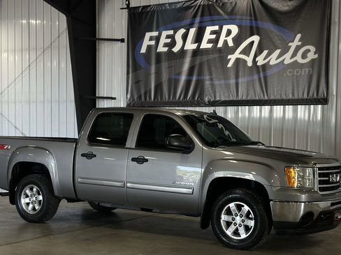 Used 2013 GMC Sierra 1500 SLE w/ Power Tech Package RWD image 12