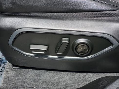 Used 2023 Jeep Grand Cherokee Altitude AWD/4WD image 7