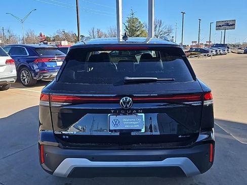 New 2026 Volkswagen Tiguan SE AWD/4WD image 6