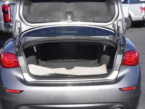 Used 2014 INFINITI Q50 Sport w/ Deluxe Touring Package image 31