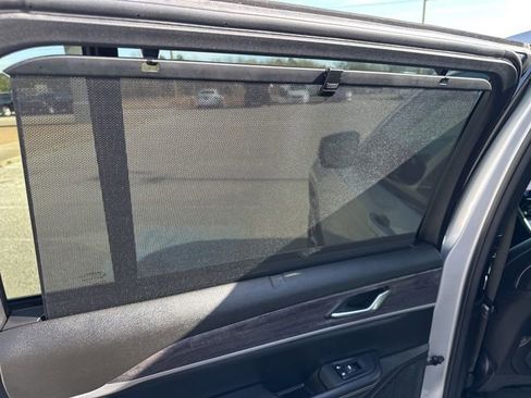 Certified 2024 Jeep Grand Cherokee L Limited w/ Luxury Tech Group II image 39