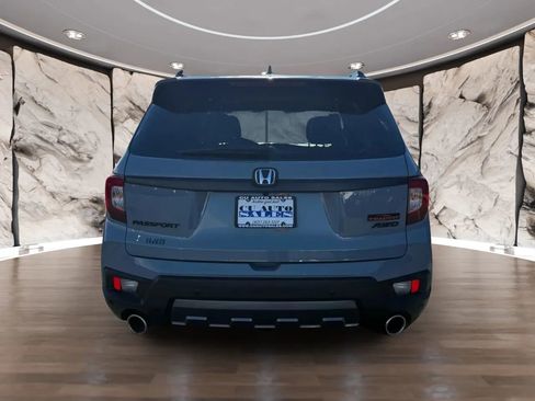 Used 2022 Honda Passport TrailSport image 4