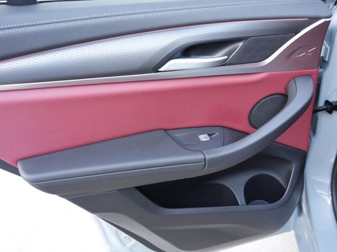 Used 2024 BMW X3 M40i image 11