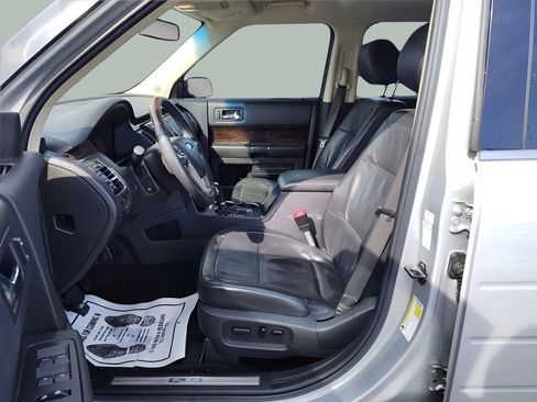 Used 2019 Ford Flex Limited FWD image 16