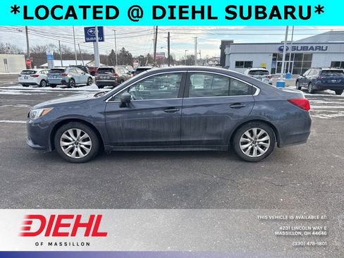 Used 2017 Subaru Legacy 2.5i Premium image 3