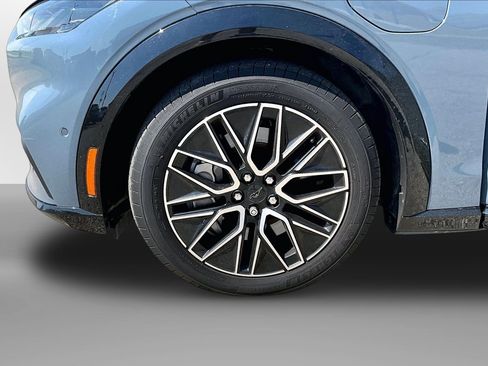 Used 2024 Ford Mustang Mach-E Premium AWD/4WD image 3