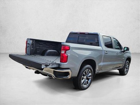 New 2026 Chevrolet Silverado 1500 LT image 2