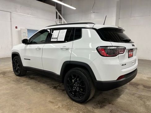 Used 2026 Jeep Compass Latitude w/ Quick Order Package 29K image 5