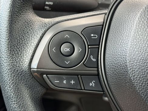 Used 2023 Toyota Corolla LE FWD image 17