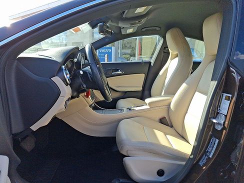 Used 2014 Mercedes-Benz CLA 250 4MATIC image 13